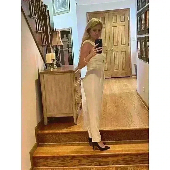 NWT ALC Athena Women White One Shoulder Cutout Delight Jumpsuit Size 4 - Picture 10 of 15